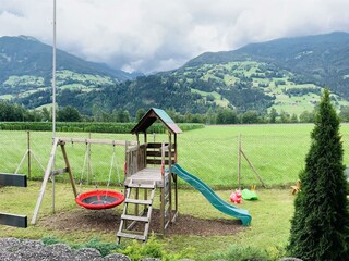 67F1A549-4947-4B8C-AFB3-81EF2605F232