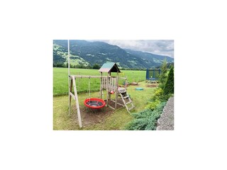 DBD0BFB6-5600-4DF5-BF45-D41CF58CDA75