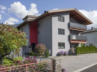 Apart_Ban_Zilla_Zillerweg_10_Ried_Haus_aussen_2