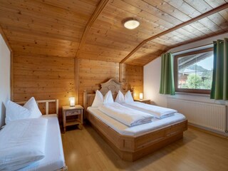 Haus_Ascher_Gruber_Rumerweg_3_Aschau_Schlafzimmer_