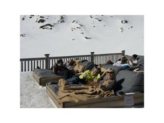 Sonnen auf der Wedelhütte / Hoch Zillertal