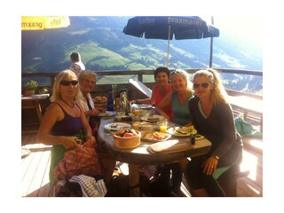 Frühstück auf der Alm