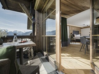 Terrasse mit Morgensonne