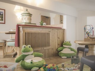 Kinderspielnische in der Schneerose