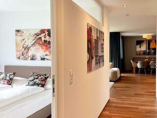 TheView_Ahorn_Schlafzimmer-Gang