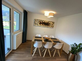 Zillertal-Fuegen-The-View-Ferienwohnung-Ahorn-Esst