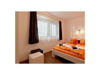 Schlafzimmer1
