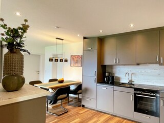 TheGardenView-Essbereich-Küche-total