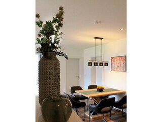 TheGardenView-Essbereich