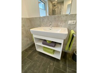 Zillertal-Fuegen-The-View-Ferienwohnung-Ahorn-Wasc