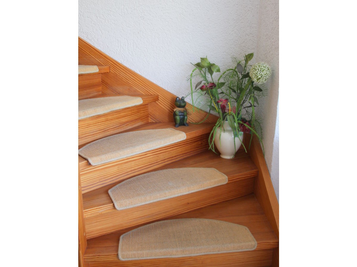 Treppe zum 1-Raum-App