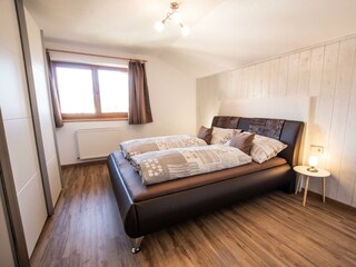 schlafzimmer2_wimpissinger_zillertal