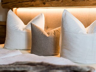 Haus_Knabl_Schlitters_26_Schlafzimmer_Detail