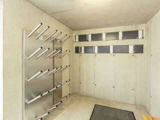 Aufbewahrung  Ski, Snowboards, Mountainbikes