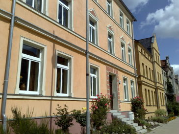 Ferienwohnung 'ROTE ROSE' 1-Schlafzimmer 'STADTAPPARTMENTHAUS'