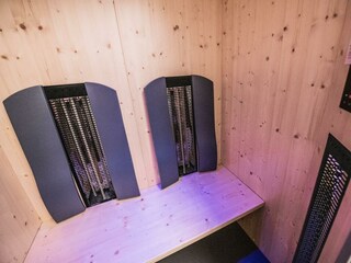 Hum_AF_048-min