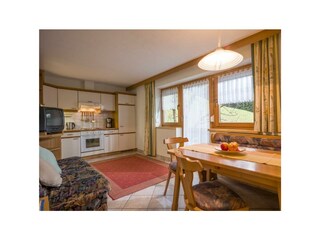 FW 45m² - Wohnküche mit Balkon