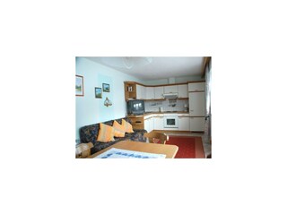 FW 45m² - Wohnküche mit Balkon