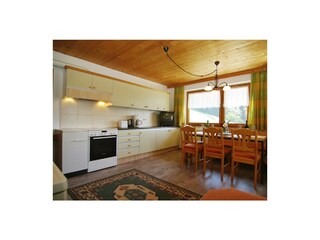 FW 90m² - Wohnküche mit Balkon