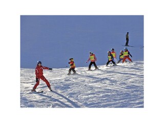 Kinder - Schischule in allen Schigebieten