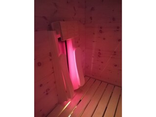 Infrarotkabine im Badzimmer (1 OG)