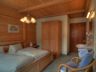 Schlafzimmer 1 - klein