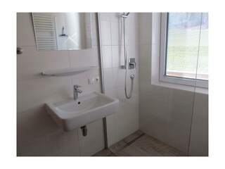 Zillertal-Fügenberg-Landhaus-Kröll-Gästehaus-Bad-D