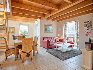 Wohnzimmer und Essbereich