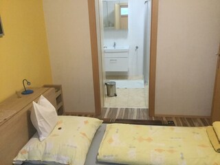 F2B073D4-8E49-4159-A896-266126BA6BC7