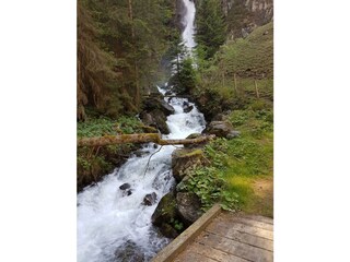 Zillertal_Tyrol_Wasserfall