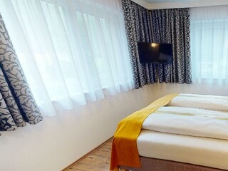 WallischerJohannZimmer1