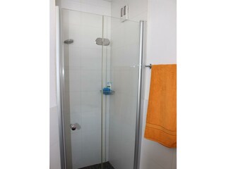 Ferienwohnung-Hollaus-Elisabeth-Stumm-Dusche