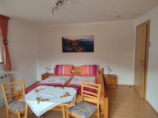 Dreibettzimmer