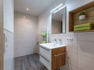 Lodge_Schoenfeld_Badezimmer