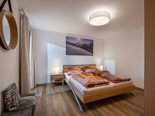 Lodge_Schoenfeld_Schlafzimmer Eltern