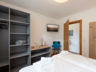 Ferienwohnung_Gartner_Gartnerweg_16_Uderns_Schlafz