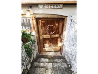 2833ffbb-828a-4450-b661-97b74ea2e75b