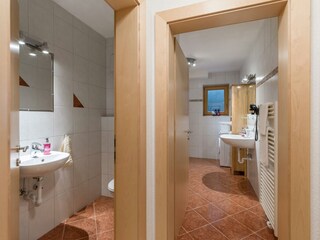 Appart_Klocker_Neubauweg_13_Kaltenbach_WC_Badezimm