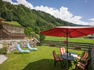 Barbara_Bernardi_Lenzengasse_5_Stumm_Garten_1