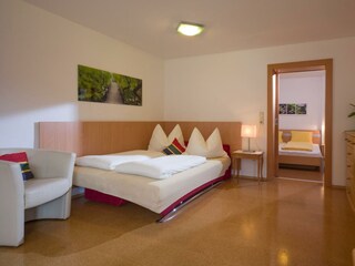 Barbara_Bernardi_Lenzengasse_5_Stumm_Wohnzimmer