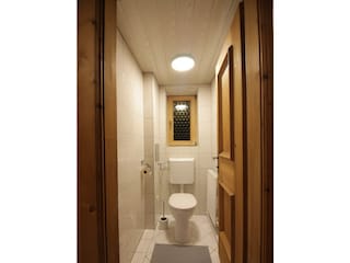 WC 2