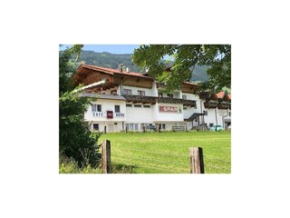 Zillertal-Fuegen-Appartements-Huber-Ansicht