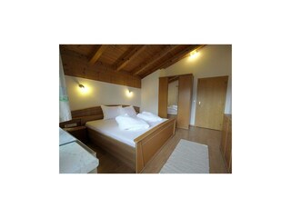 Top 4 Schlafzimmer 2