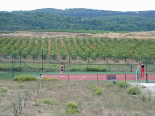 L'Oliveraie, Tennisplatz