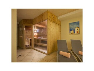 Finnische Sauna mit Ruhebereich