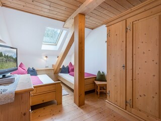 Bauernhaus_Hanser_Kathrin_Dorfstrasse_88_Uderns_Zw