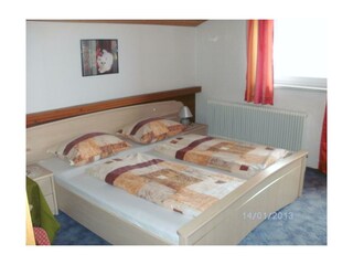 Zillertal-Aschau-Ferienwohnung-Haus-Holaus-ZImmer