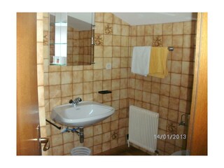 Zillertal-Aschau-Ferienwohnung-Haus-Holaus-Bad OG