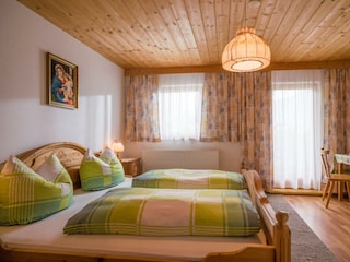 Schlafzimmer 3