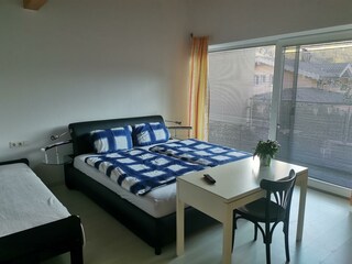 3 Bett Zimmer